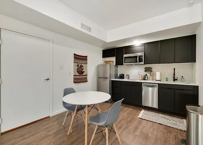 Lofty Apartment Tempe