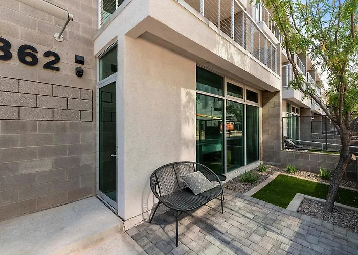 Lofty Apartment Tempe