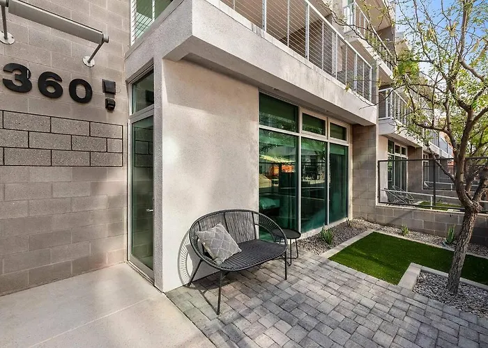 Lofty Apartment Tempe